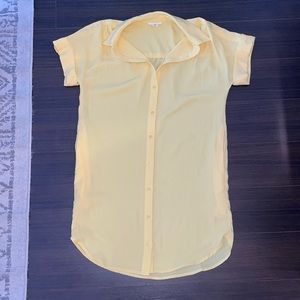 Yellow short sleeve button up dress with pockets